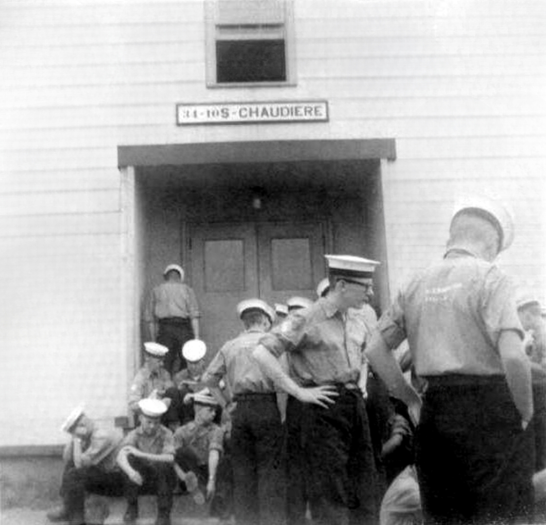 Chaudiere34-10S(front)Broadway Avenue