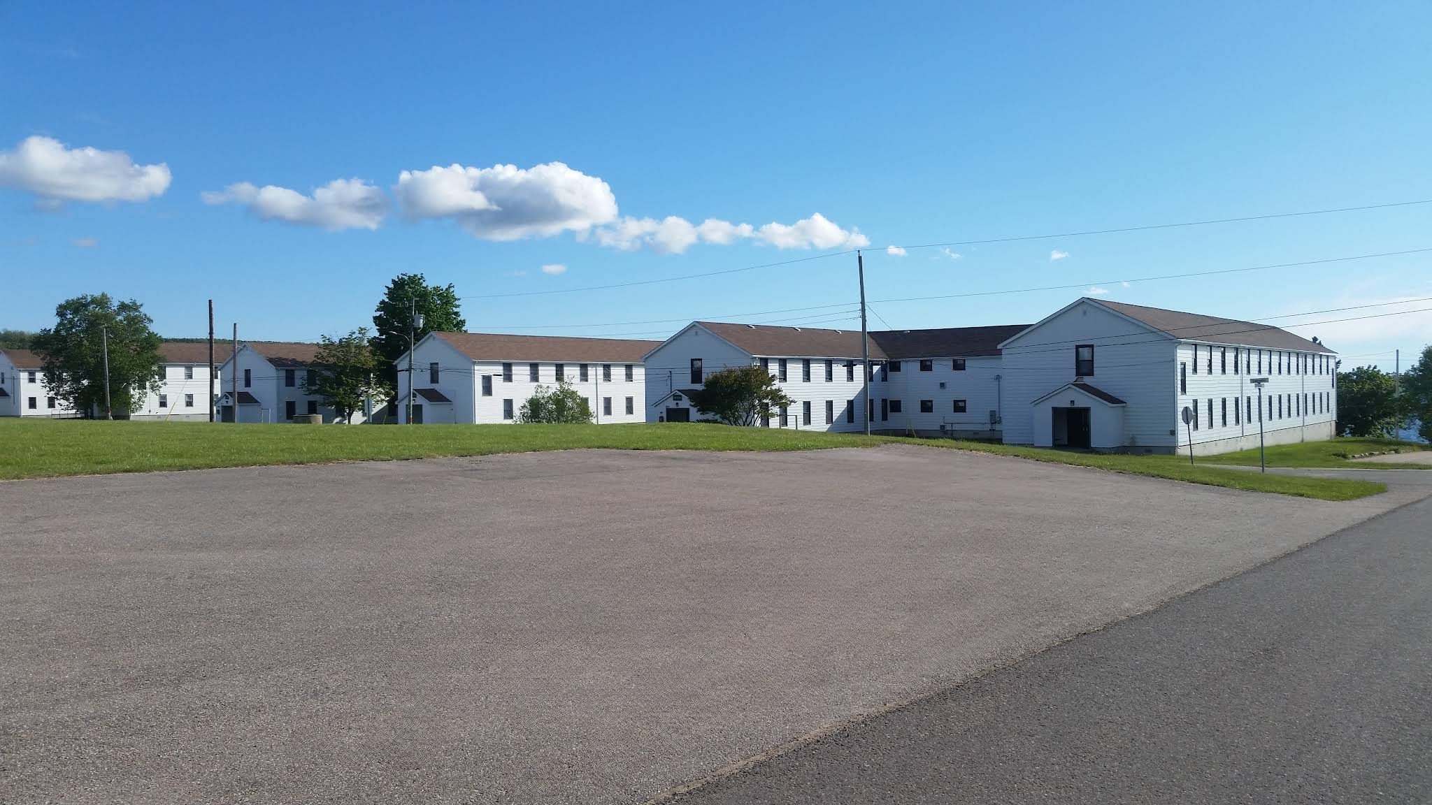 Iroquois  + (Huron + Haida) + (Chaudiere + Sioux)34-3N + (34-2S + 34-2N) + (34-1S + 34-1N)(front)Lancaster Drive