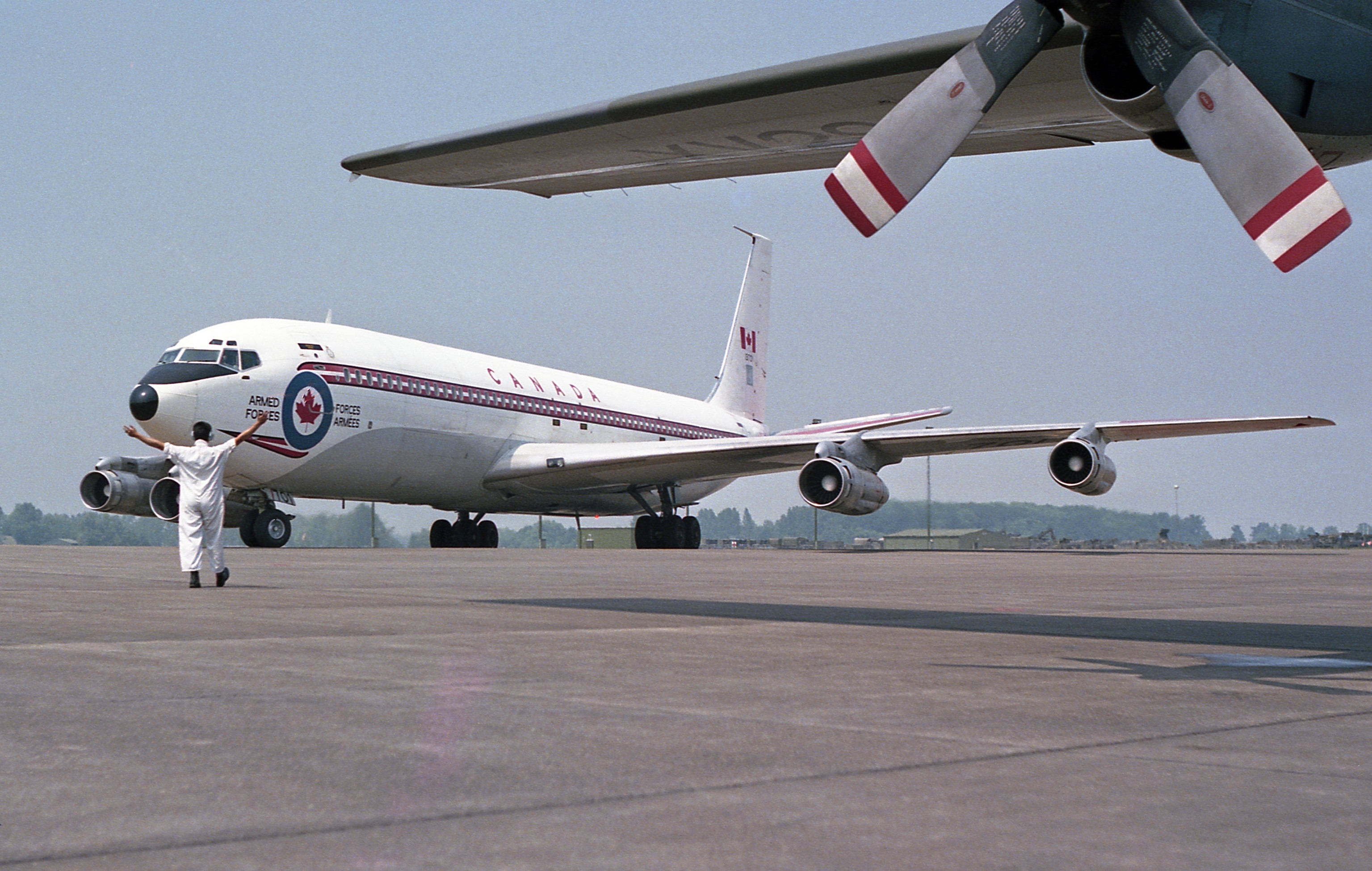 Departing West Germany from CFB Lahr for our flights back home to Canada(1985)... photo by Paul W. Keogh (Flickr)