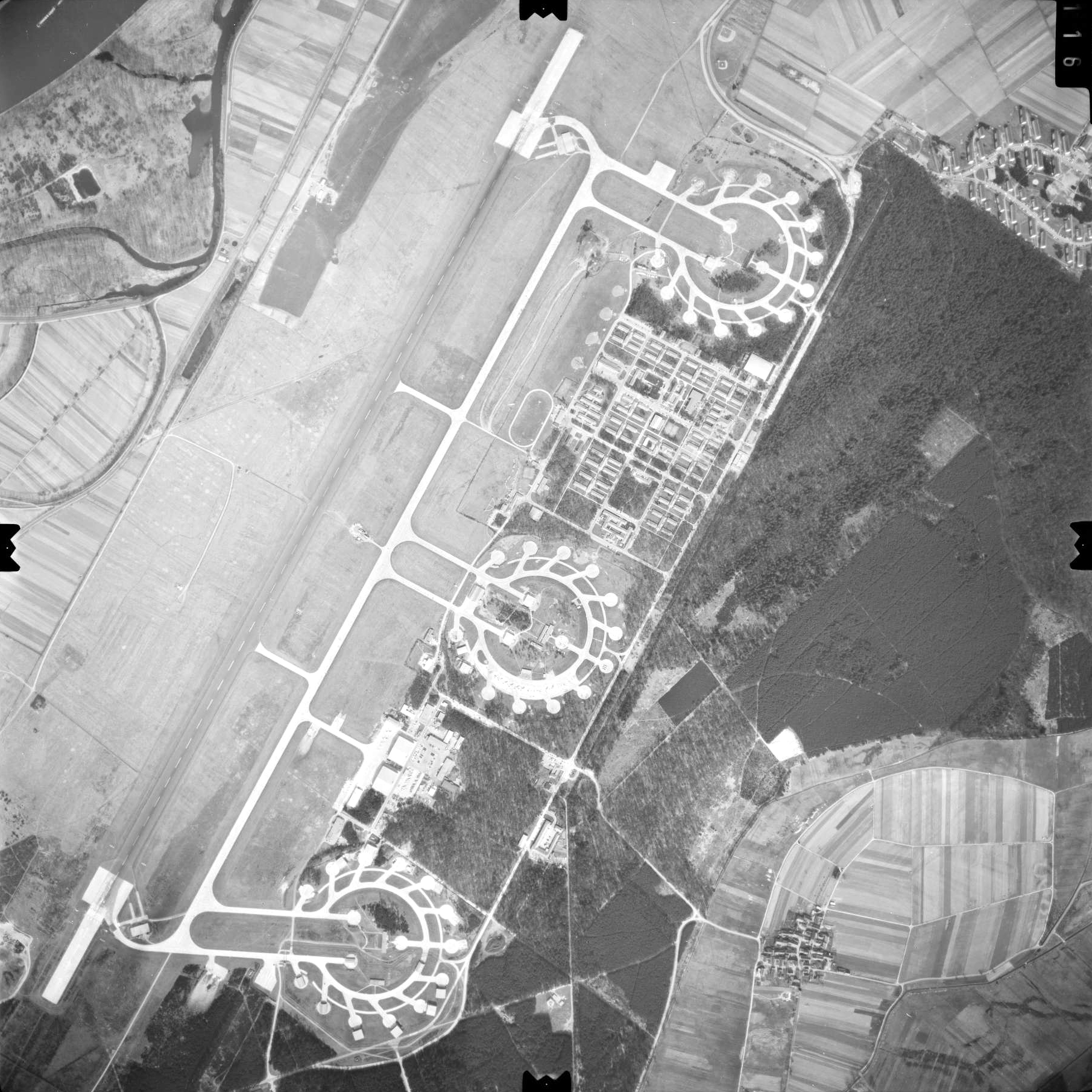 Aerial view of CFB Baden-Söllingen(1968)... photo from Landesarchiv Baden-Württemberg