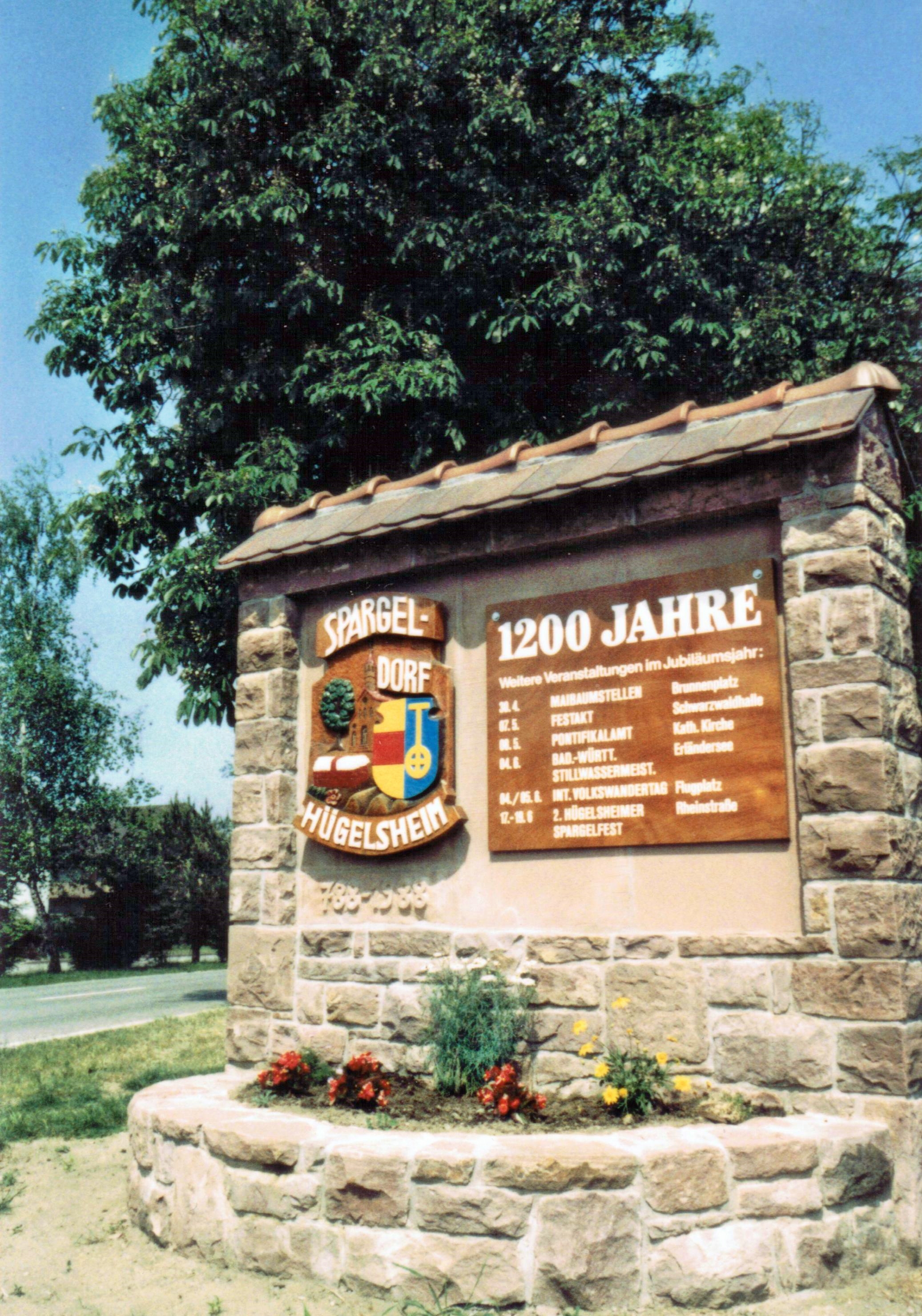 Hügelsheim welcome sign(1980s)... photo by Phantom of the flicks