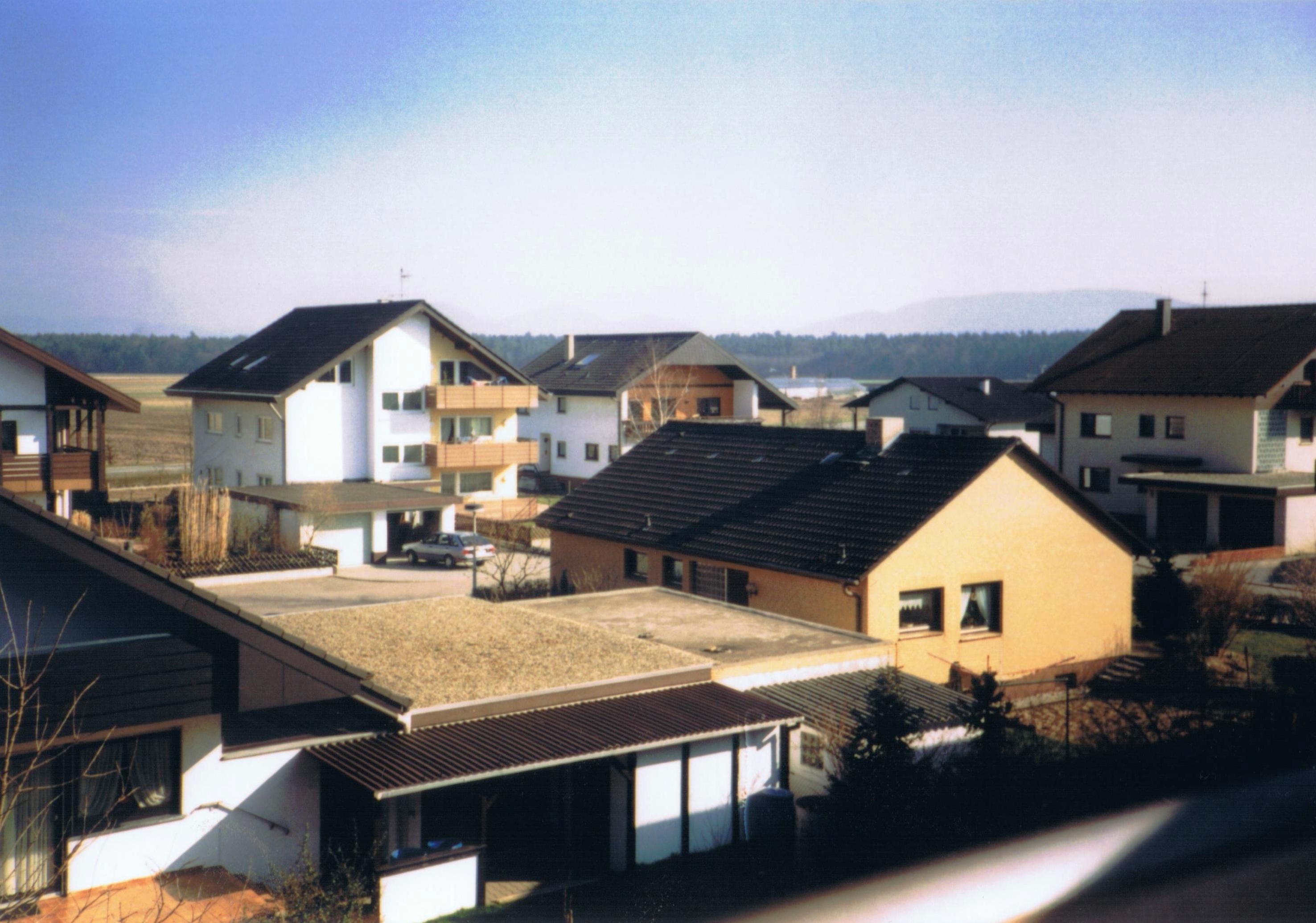 Looking east from an apartment on Bannwaldstraße(1980s)... photo by Phantom of the flicks (Flickr)