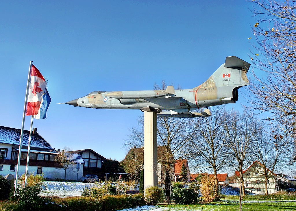  SöllingenCanadian Armed Forces CF-104 Starfighter monument
