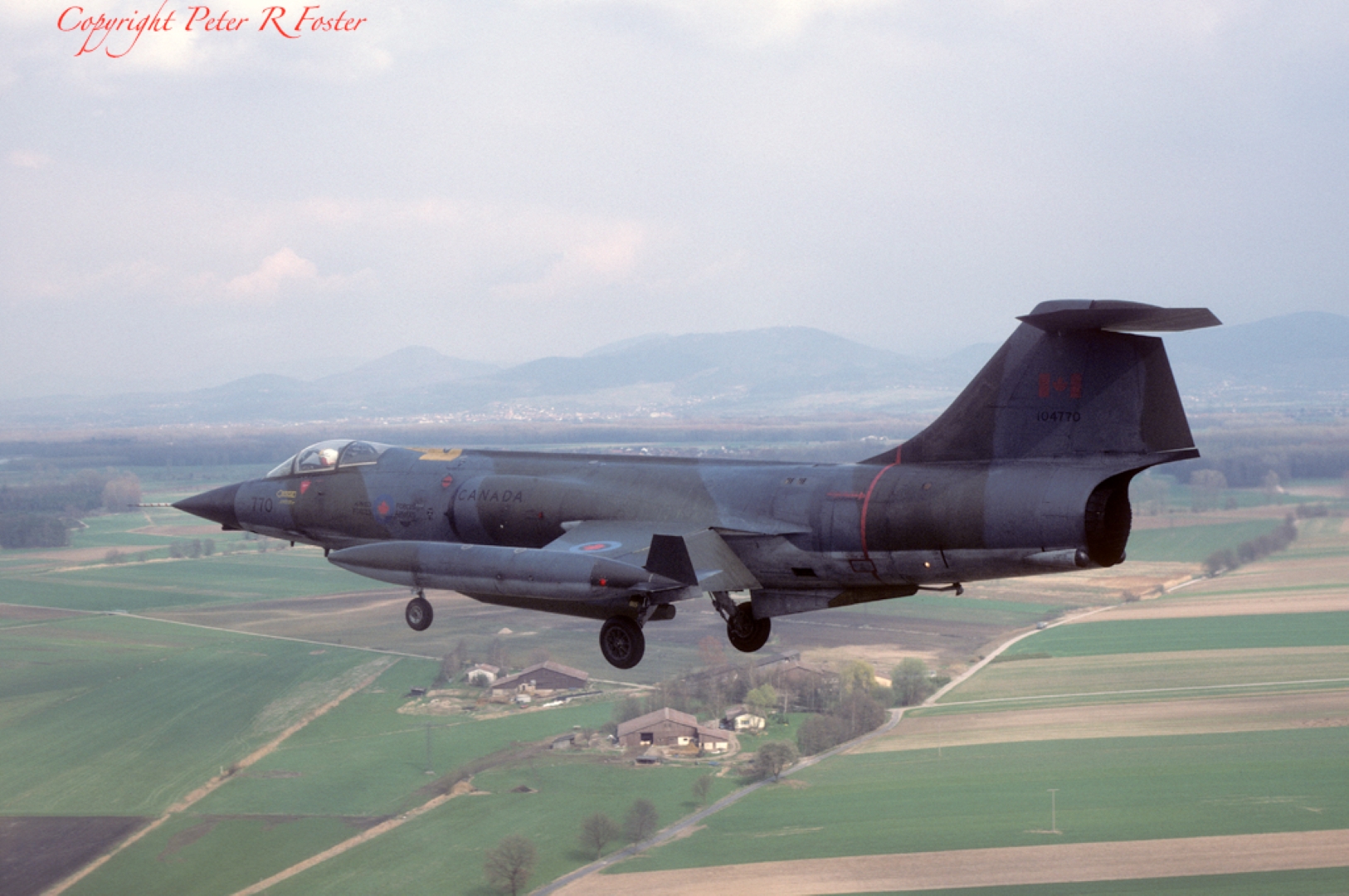 Returning home after a mission(1984)... photo by Peter Foster (Flickr)