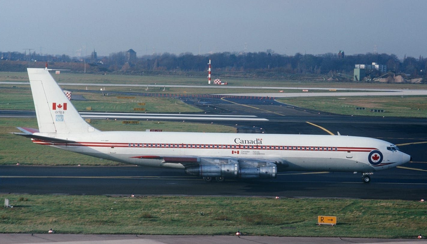 Canadian Armed Forces Boeing 707 (CC-137) at Düsseldorf Airport (Flughafen Düsseldorf) in West Germany.