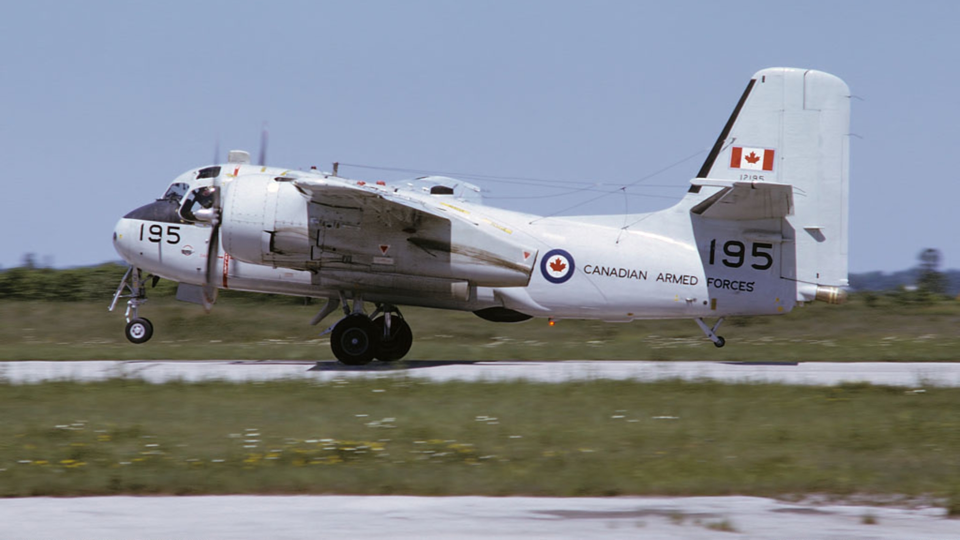 CP-121 Tracker (12195) at Sarnia Airport (CYZR), Ontario, Canada